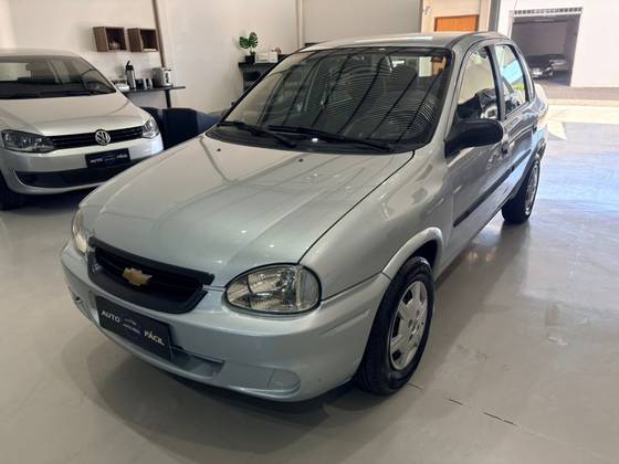 CHEVROLET CLASSIC 1.0 MPFI LIFE 8V FLEX 4P MANUAL CHEVROLET CLASSIC 1.0 MPFI LIFE 8V FLEX 4P MANUAL